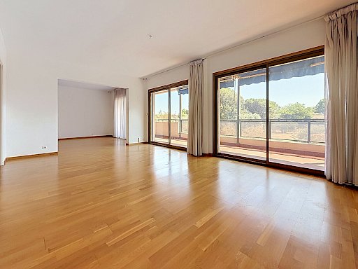 Achat Appartement Les Angles 4 pièces 92 m² - Photo 1