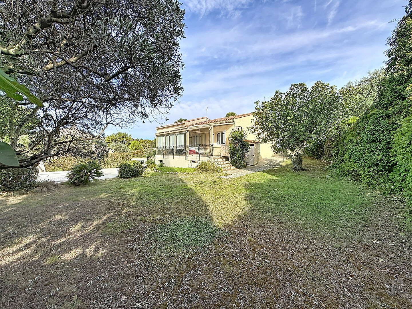 Achat Maison Les Angles 6 pièces 150 m² - Photo principale