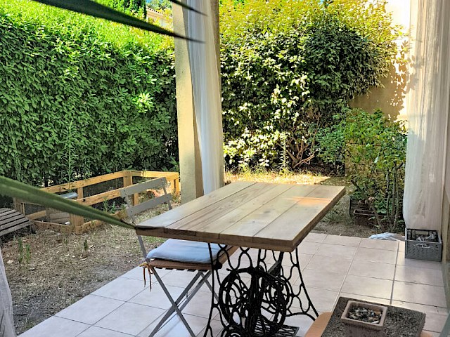 Aux portes d'Avignon - Superbe T2 en rez-de-jardin dans une résidence de standing