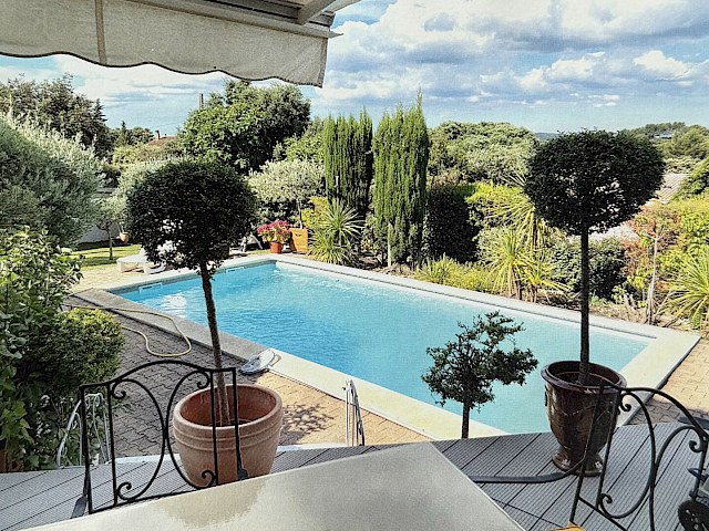 Viager occupé , Belle maison provençale avec piscine  Villeneuve-lès-Avignon