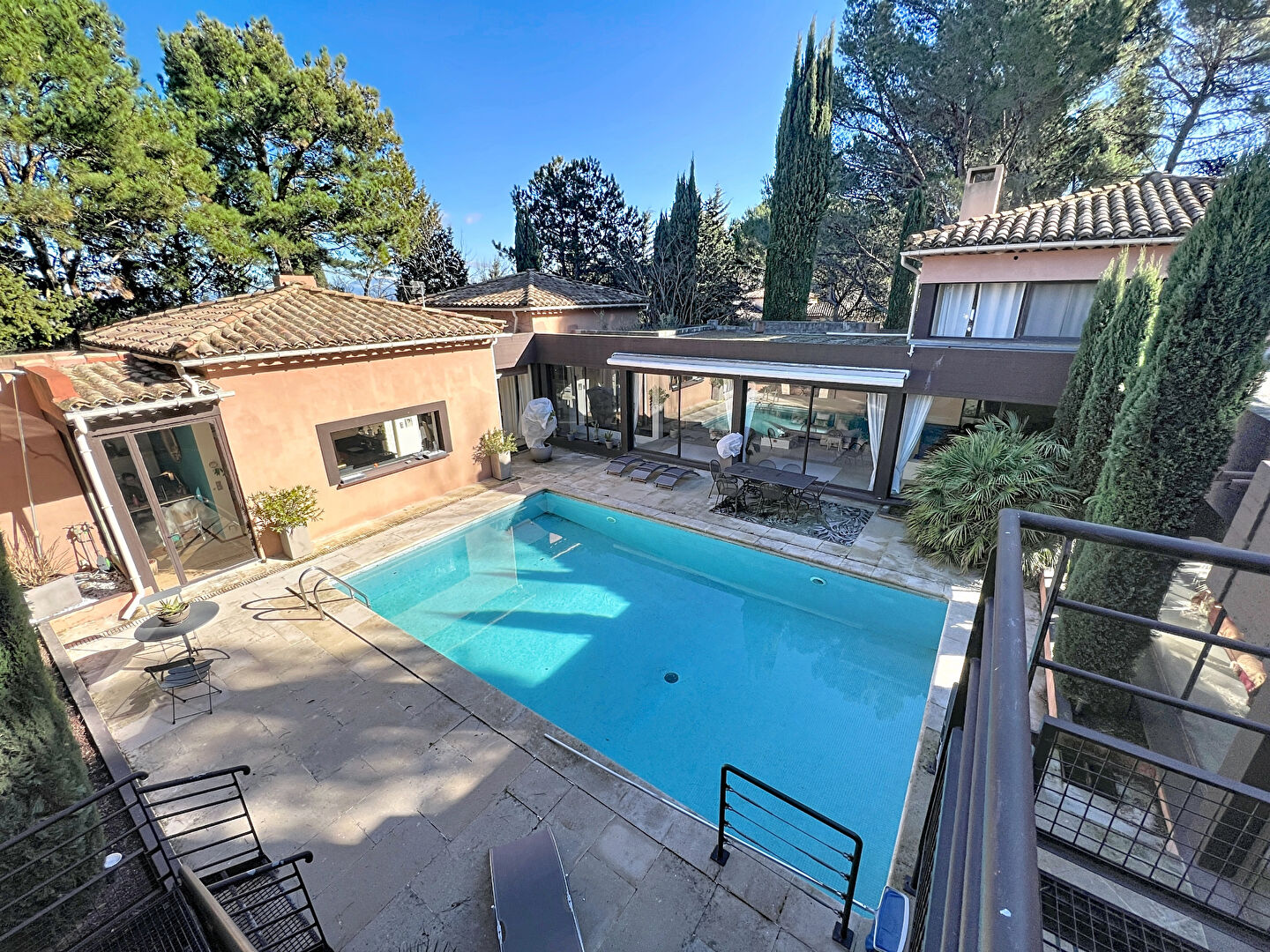 Achat Maison Villeneuve Les Avignon 8 pièces 285 m² - Photo principale