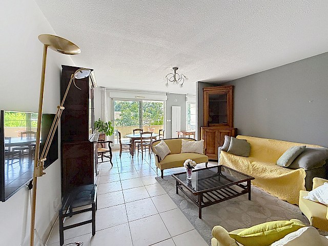 Appartement Villeneuve Les Avignon 4 pièce(s) 93 m2 avec terrasse