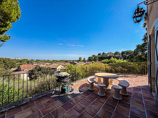 Achat Maison Villeneuve Les Avignon 5 pièces 264 m² - Photo 4