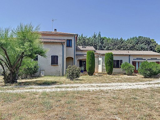 Achat Maison Pujaut 7 pièces 227.48 m² - Photo 1