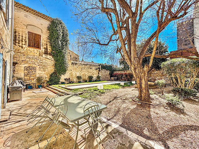 Maison Tarascon 11 pièce(s) 407 m2