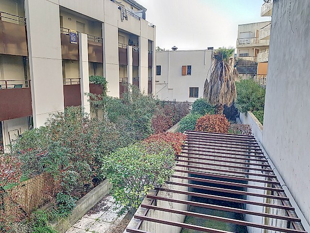 Appartement Avignon 3 pièce(s) 61 m2 face aux remparts