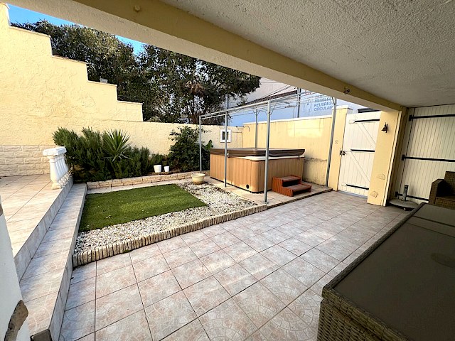 Maison Avignon 8 pièce(s) 140 m2