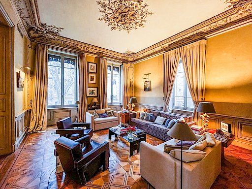 Achat bien Avignon 14 pièces 565 m² - Photo 2
