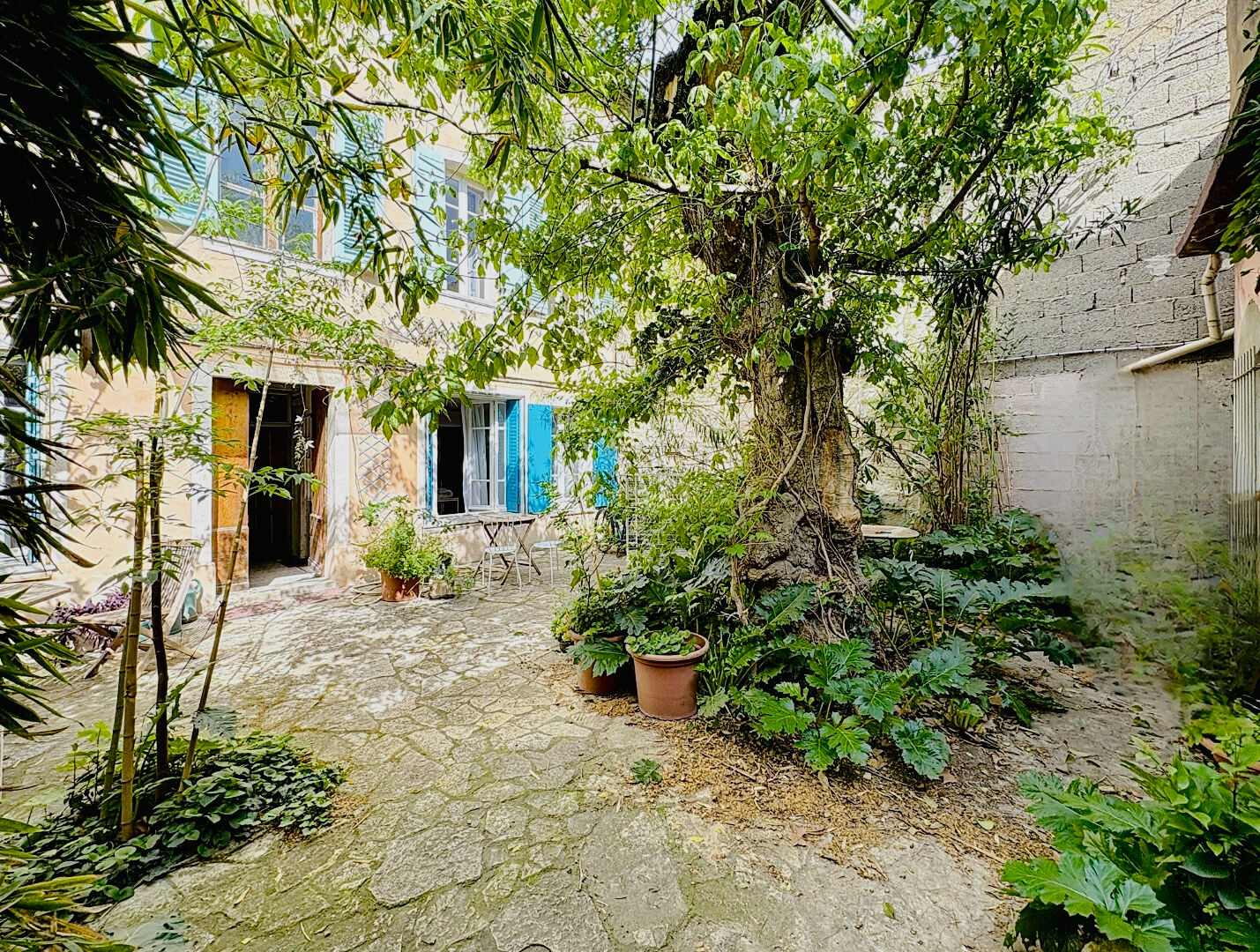 Achat Maison Avignon 9 pièces 250 m² - Photo principale
