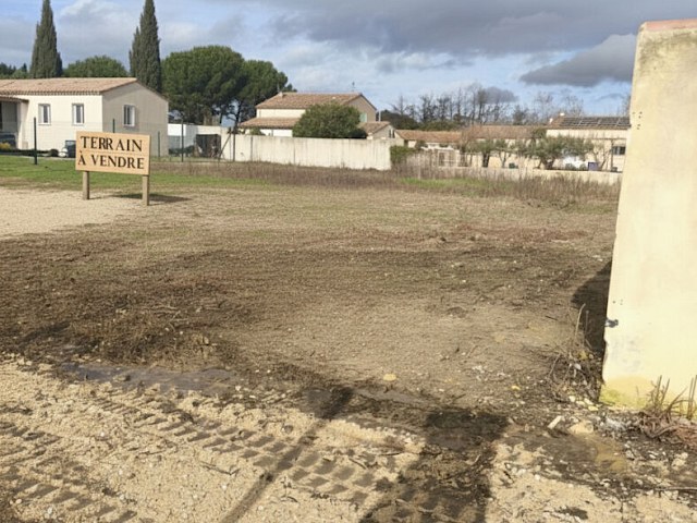 Terrain à bâtir 1 136 m² - Saze Coeur de village Au calme