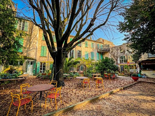 Achat Immeuble Avignon 30 pièces 967 m² - Photo 2