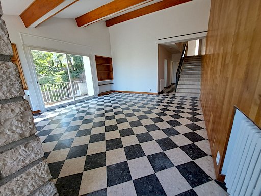 Location Maison Les Angles 4 pièces 122.92 m² - Photo 4