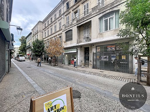 Location Commerce / Local Avignon 27.67 m² - Photo 1