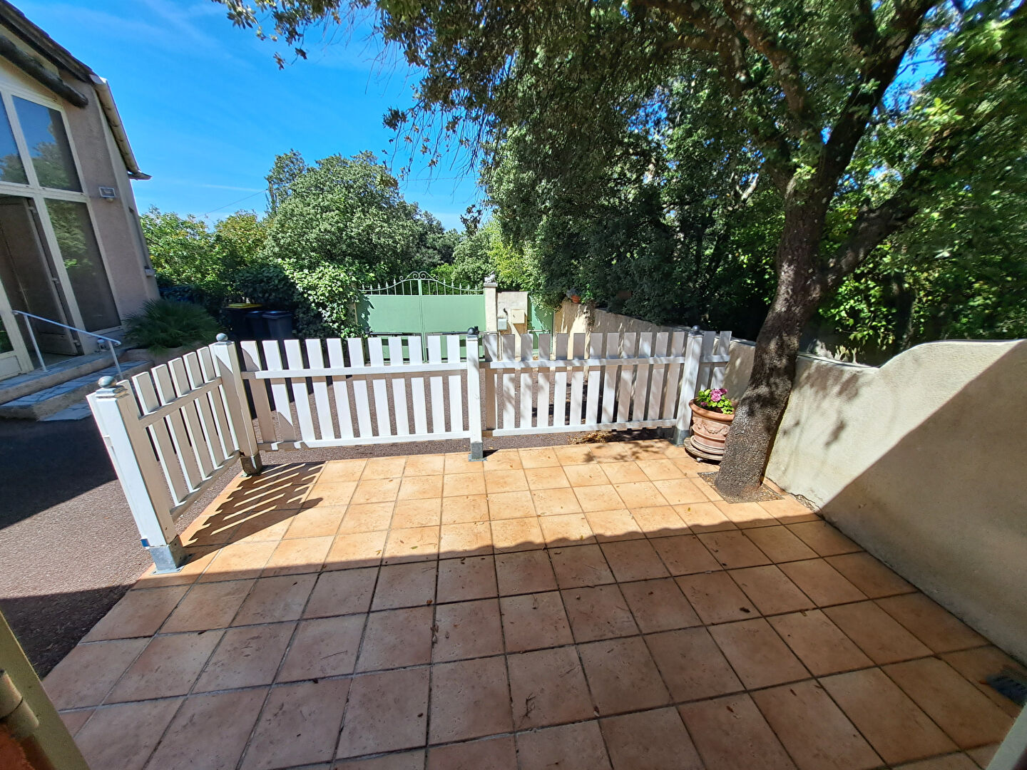 Location Appartement Villeneuve Les Avignon 1 pièces 20.03 m² - Photo principale
