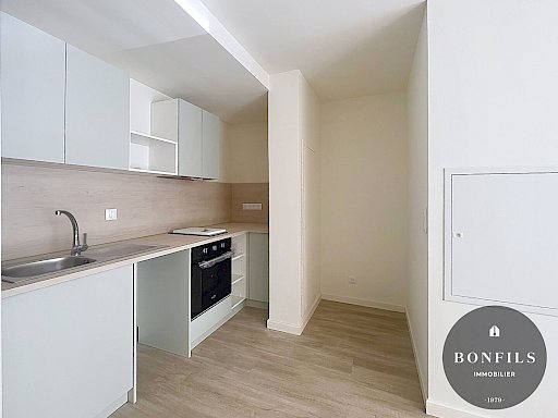 Location Appartement Avignon 2 pièces 47.3 m² - Photo 3