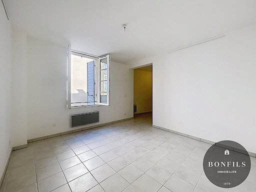 Location Appartement Avignon 3 pièces 57.24 m² - Photo 2