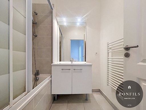 Location Appartement Avignon 3 pièces 57.24 m² - Photo 7