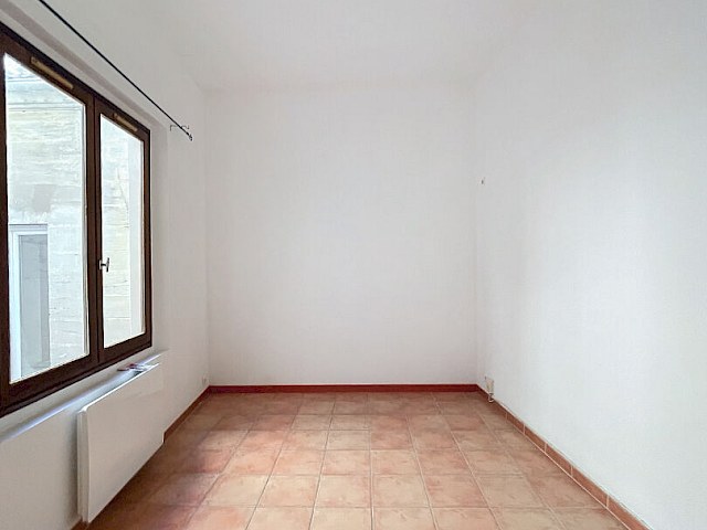A LOUER AVIGNON INTRAMUROS ( 84000 ) : Appartement Avignon 1 pièce - 29.90 m2 - Rue des Lices