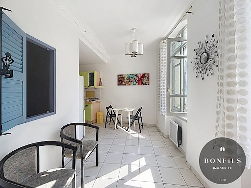 Location Appartement Avignon 1 pièces 30.47 m² - Photo 1