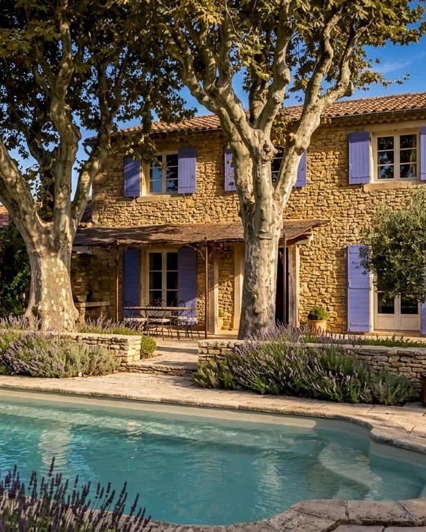 Mas provençal et bastide en périphérie d'Avignon : les critères déterminants pour fixer le prix