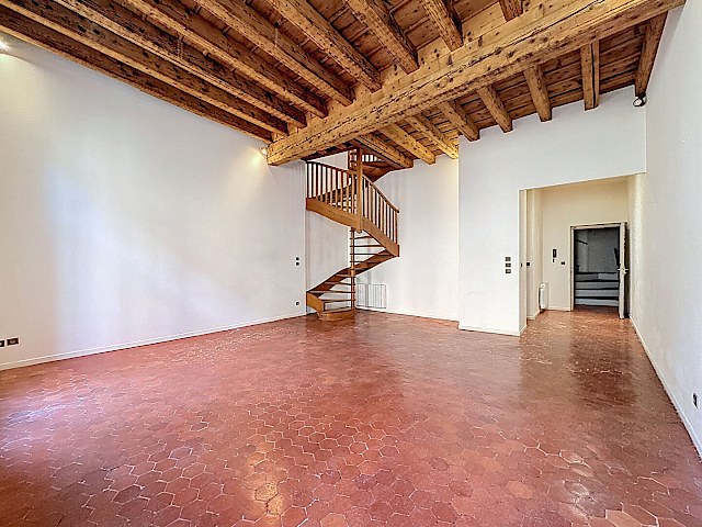 A LOUER AVIGNON (84000) INTRA MUROS : Charmant duplex 4ipèces - garage - balcon et terrasse