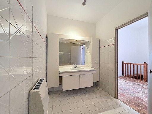 Location Appartement Avignon 4 pièces 106.12 m² - Photo 6