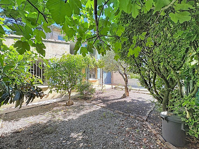 Maison Avignon 100 m² - 3 chambres - garage - secteur prisé- calme fond d'impasse - Fort potentiel