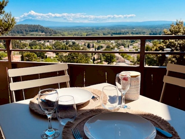 Appartement Villeneuve Les Avignon 2 pièce(s) 54.56 m2