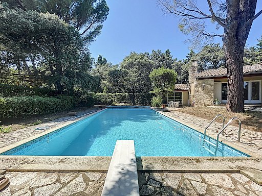 Vente Maison Villeneuve Les Avignon 5 pièces 132 m² - Photo 1