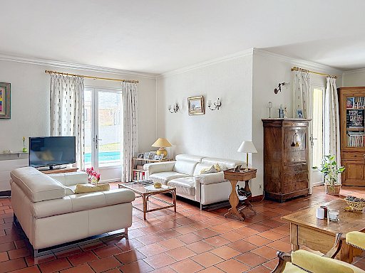 Vente Maison Villeneuve Les Avignon 7 pièces 143 m² - Photo 2