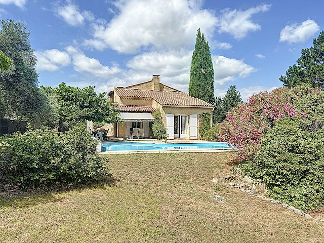 Villeneuve lès Avignon - Maison 7 pièces (4 chambres) à vendre - Piscine - Garage