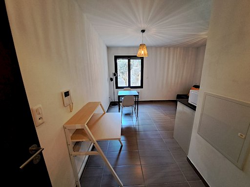 Location Appartement Villeneuve Les Avignon 1 pièces 22.3 m² - Photo 5