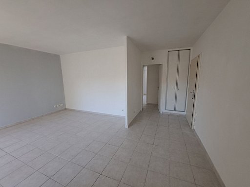 Location Appartement Villeneuve Les Avignon 3 pièces 55.37 m² - Photo 5