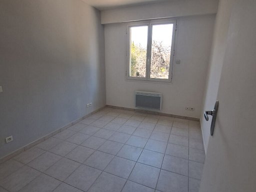 Location Appartement Villeneuve Les Avignon 3 pièces 55.37 m² - Photo 8