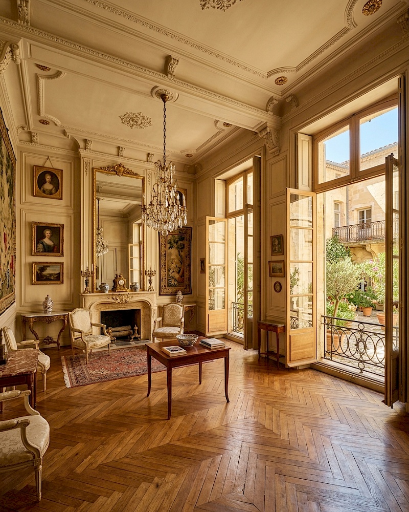 Frais d'agence immobilière à Avignon : barèmes réels, services inclus et calcul du prix net vendeur