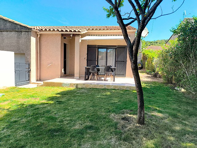 Maison Rochefrot Du Gard 84 m2