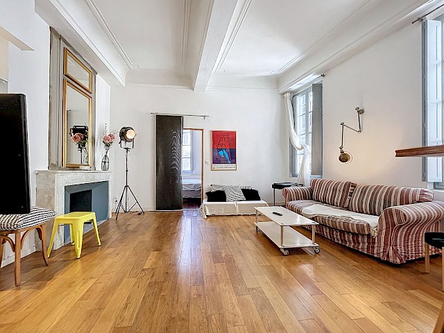 Appartement de 2 pièces (46 m²) à vendre à AVIGNON INTRA MUROS