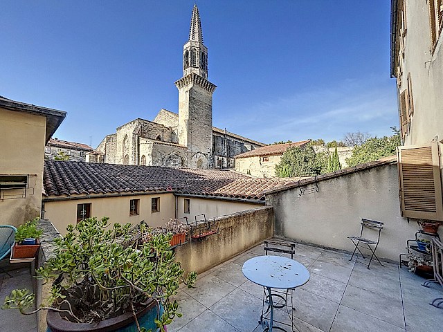 Appartement Avignon 2 pièce(s) 49 m2 - grande terrasse