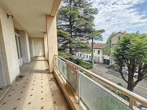 Vente Appartement Avignon 3 pièces 79 m² - Photo 2