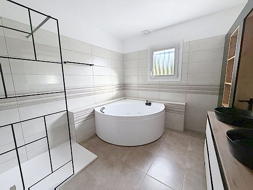 Achat Maison Entraigues Sur La Sorgue 7 pièces 218 m² - Photo 7