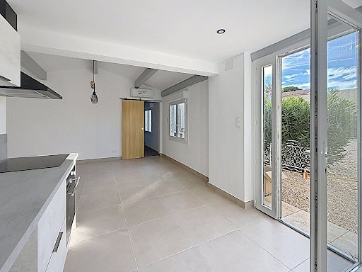 Achat Maison Entraigues Sur La Sorgue 7 pièces 218 m² - Photo 8